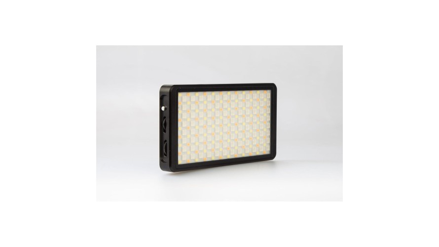 SWIT S-2712 – джобна RGBW LED лампа 12 W с вградена батерия