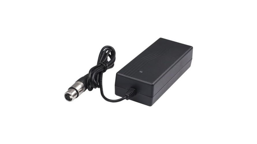 SWIT S-2610 Adaptor – захранващ адаптер 16,8 V, 8 A, 135 W, 4-pin XLR (прав) SWIT S-2610 Adaptor – захранващ адаптер 16,8 V, 8 A, 135 W, 4-pin XLR (прав)